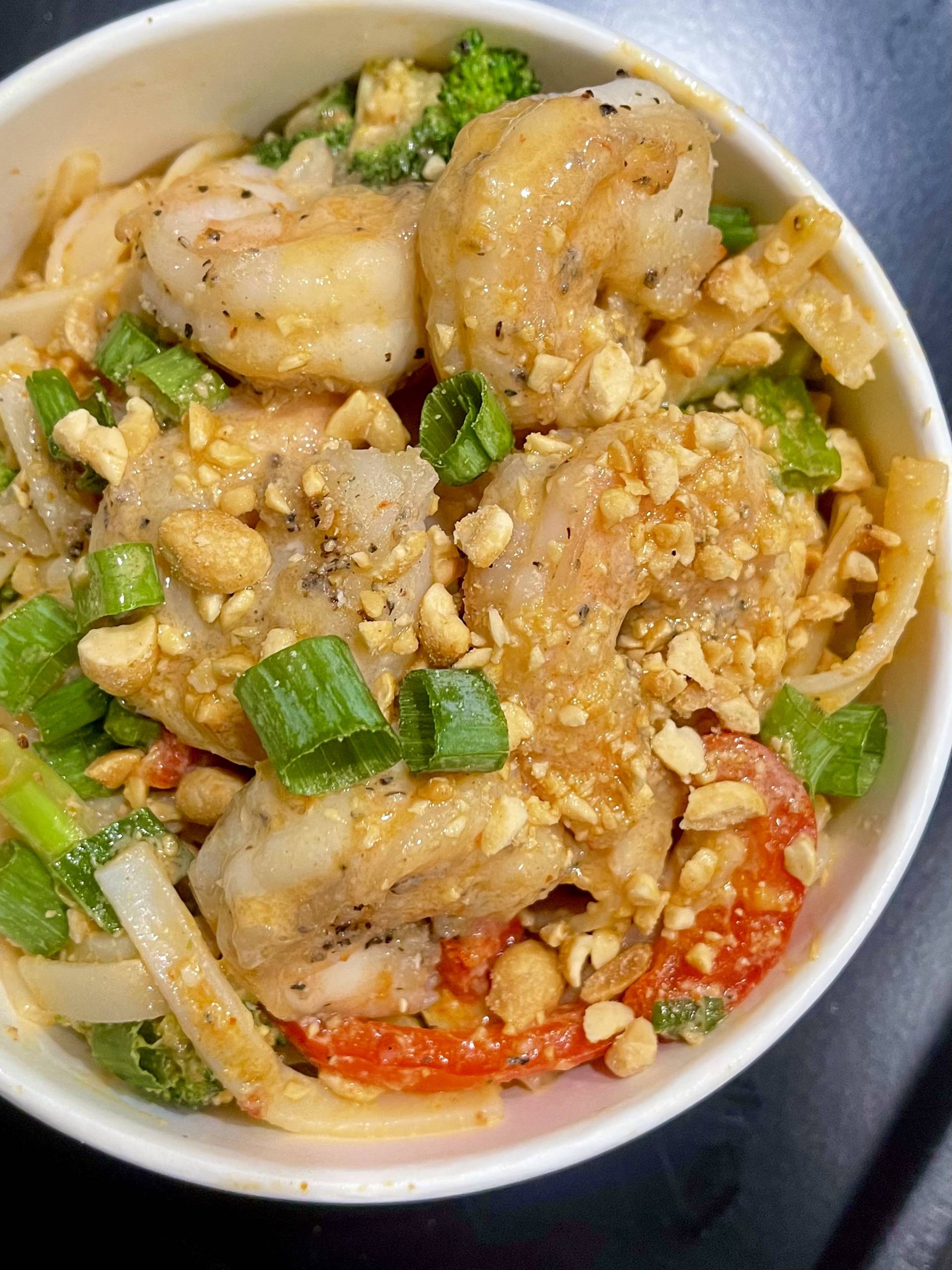 Pad thai with shrimp