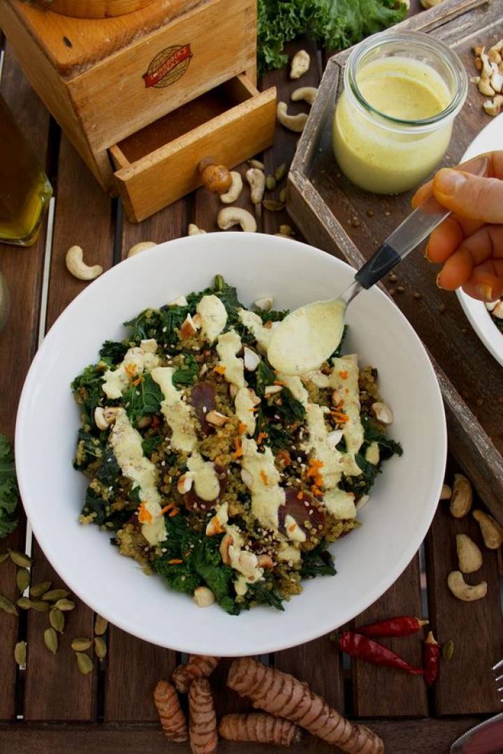 Kale salad with Tofu and Sunflower Turmeric Vinaigrette