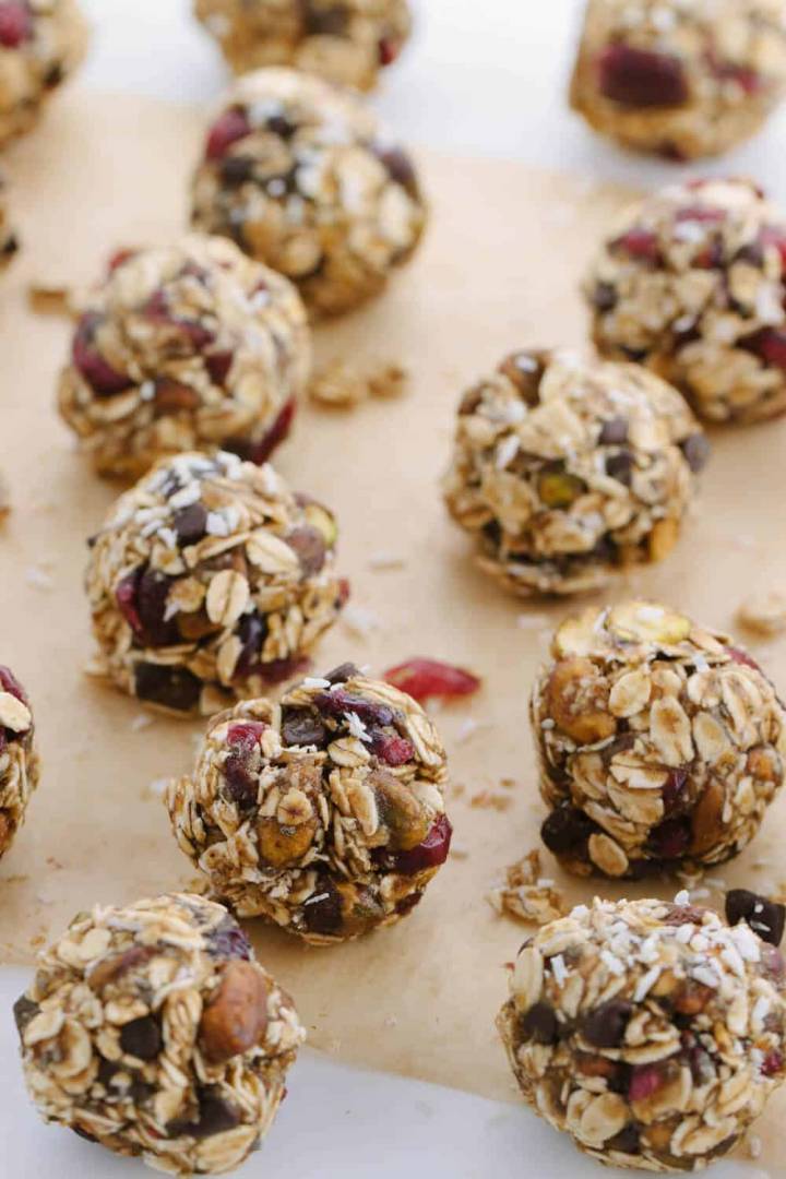 Cranberry Pistachio Oat Balls